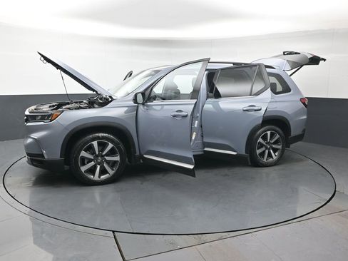 Used 2024 Honda Pilot Touring image 49