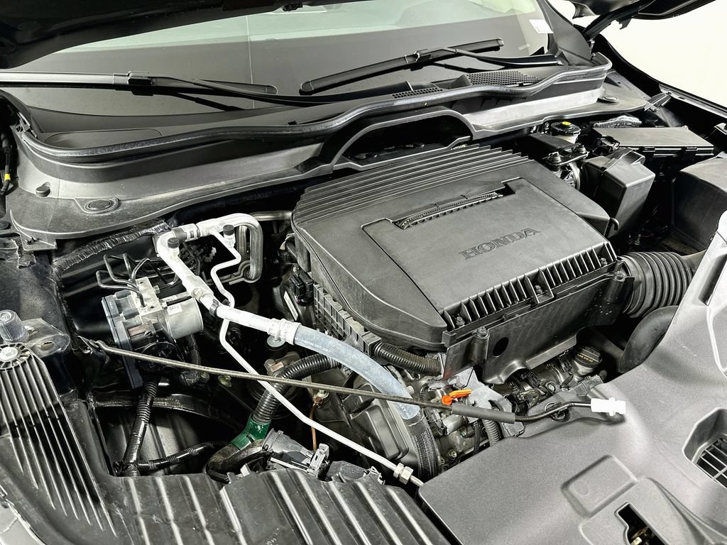 Certified 2025 Honda Pilot Touring image 26
