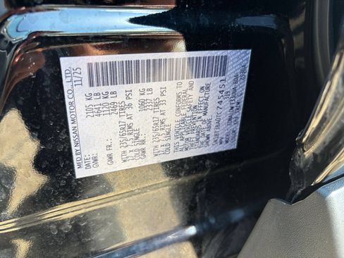 Used 2026 Nissan Rogue SV FWD image 30
