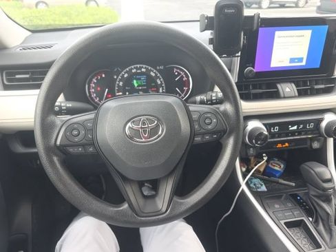 Used 2023 Toyota RAV4 XLE FWD image 13