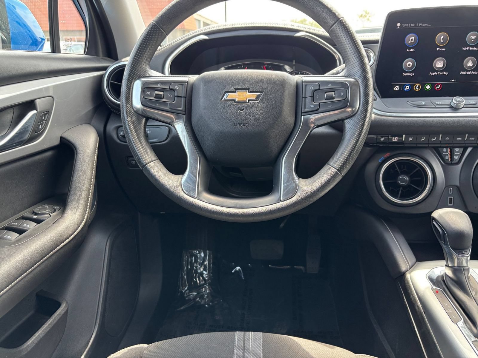 Used 2025 Chevrolet Blazer LT FWD image 34