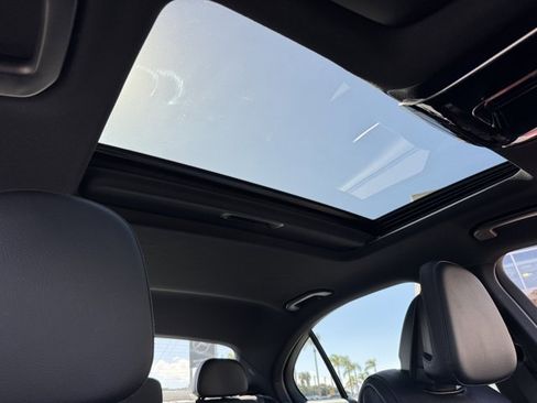 Used 2024 Mercedes-Benz C 300 Sedan image 7