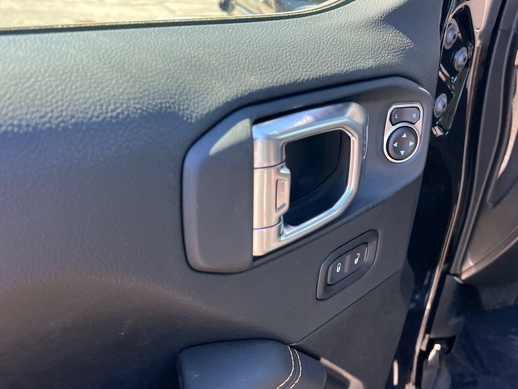 New 2026 Jeep Gladiator Mojave AWD/4WD image 17