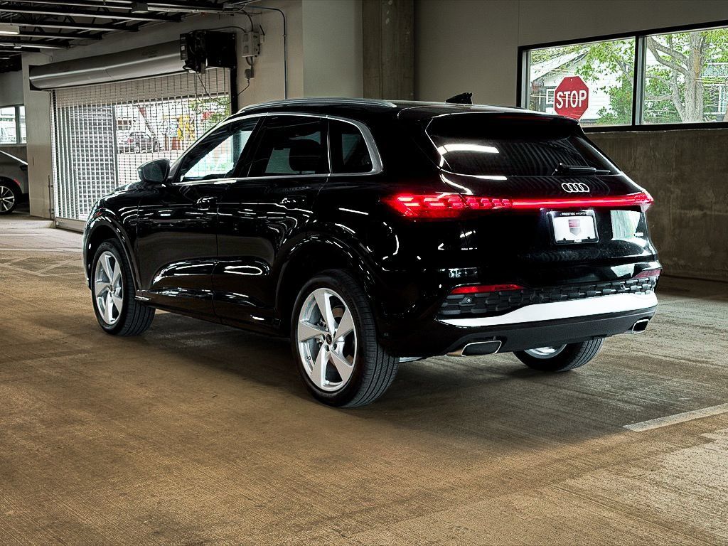 New 2026 Audi Q5 Premium Plus AWD/4WD image 3