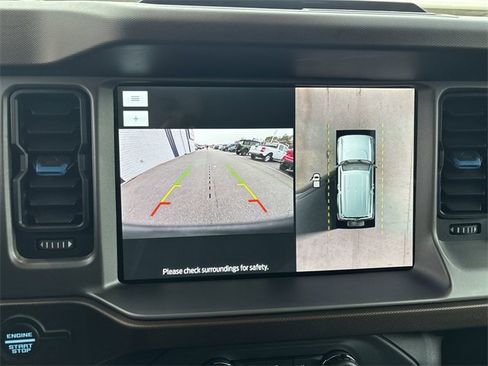 Used 2023 Ford Bronco Outer Banks image 24