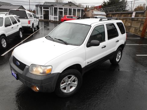 Used 2007 Ford Escape 4WD Hybrid image 5