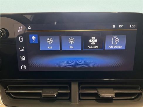 Certified 2025 Chevrolet Trax LT w/ LT Convenience Package image 20