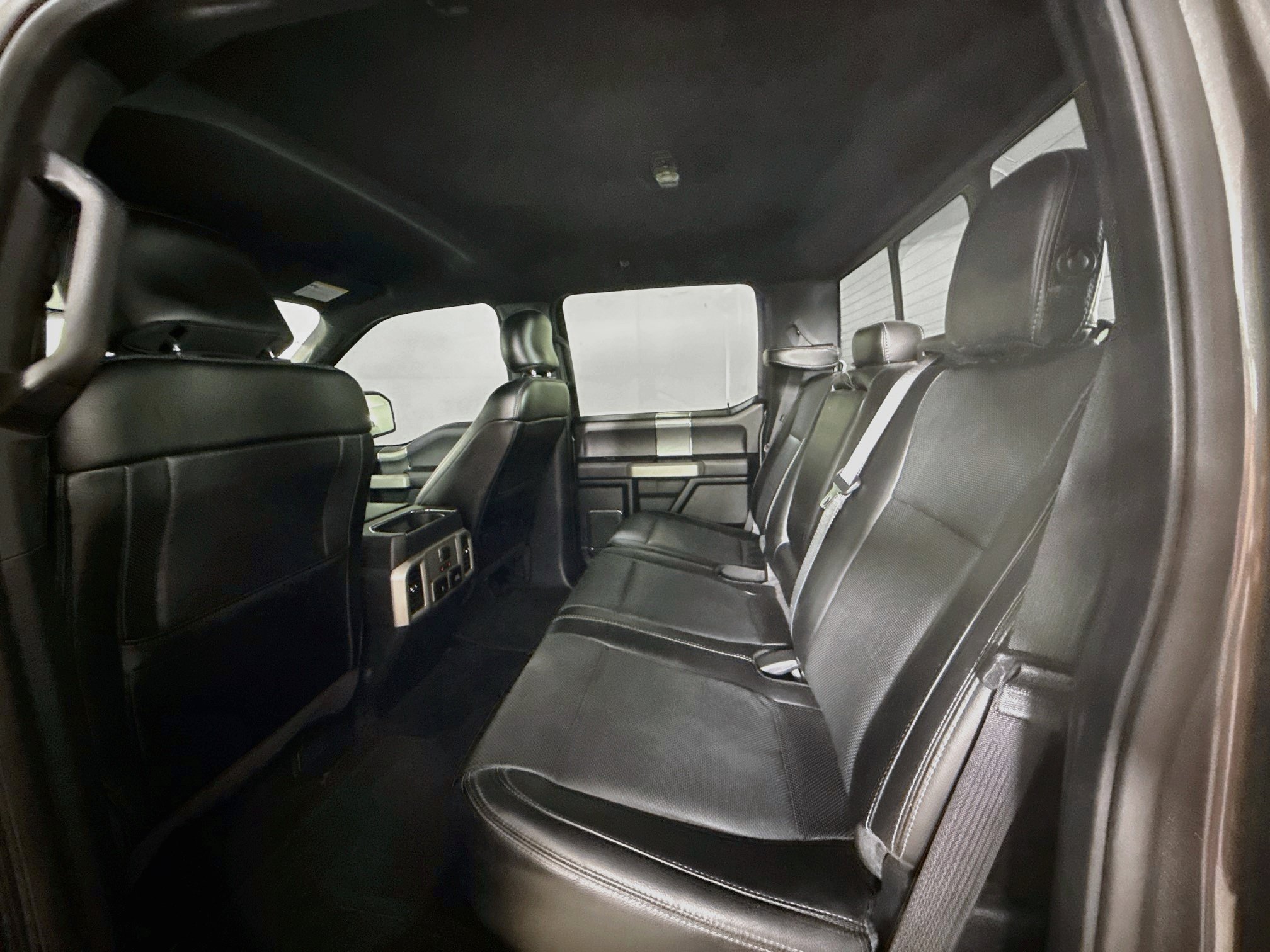 Used 2017 Ford F150 Lariat w/ Equipment Group 502A Luxury AWD/4WD image 29