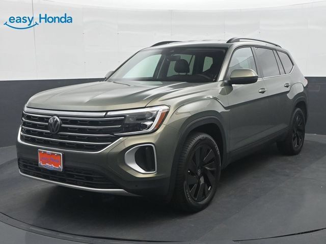 Used 2026 Volkswagen Atlas SE FWD image 3