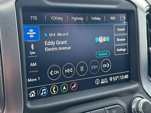 Used 2020 GMC Sierra 1500 SLT w/ SLT Premium Package image 17