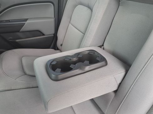 Used 2020 Chevrolet Colorado LT AWD/4WD image 10
