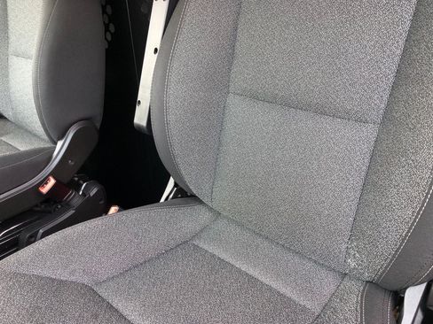 Used 2025 RAM ProMaster 2500 w/ U-Haul Equipment Group FWD image 19