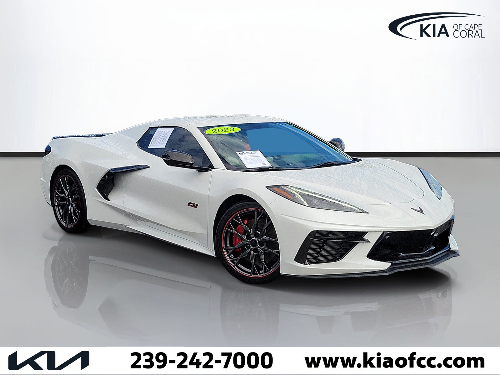 Used 2023 Chevrolet Corvette Stingray Premium Conv w/ Z51 Performance Package RWD image 1