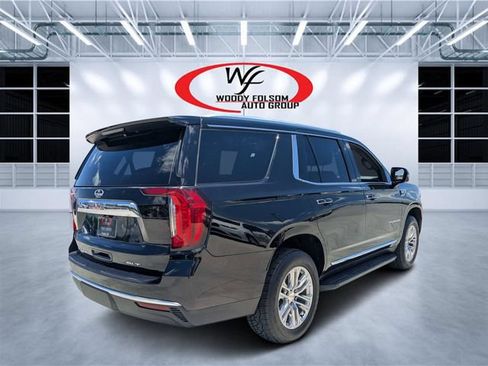 Used 2024 GMC Yukon SLT w/ SLT Luxury Package RWD image 3
