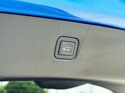 Used 2024 Chevrolet Blazer LT w/ Convenience Package FWD image 35