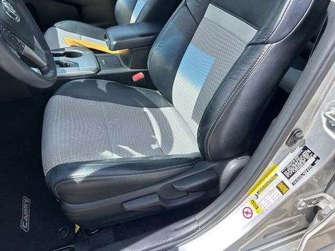 Used 2013 Toyota Camry SE FWD image 9