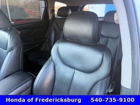 Used 2020 Hyundai Santa Fe Limited image 32