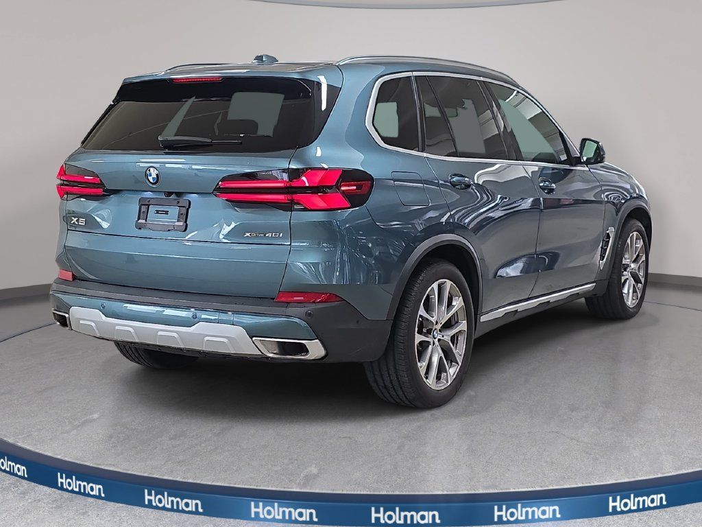 Certified 2024 BMW X5 xDrive40i w/ Premium Package AWD/4WD image 6