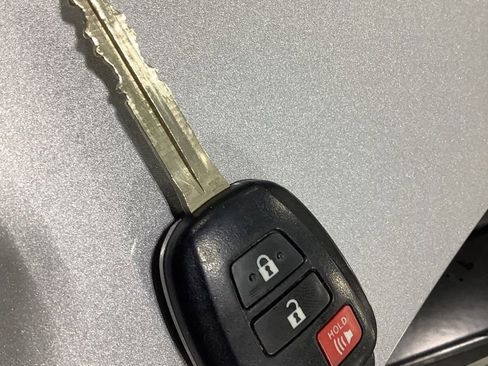 Used 2018 Toyota RAV4 LE w/ All Weather Liner Package image 25