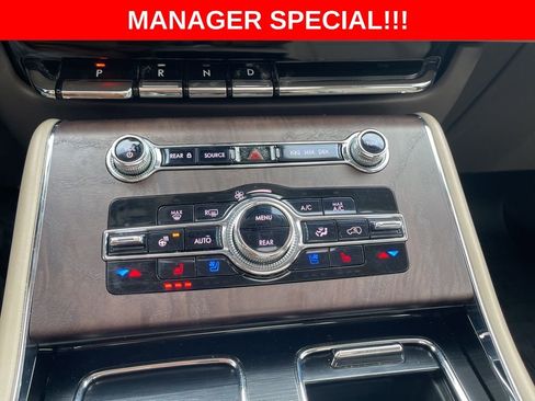 Used 2021 Lincoln Aviator Reserve w/ Equipment Group 201A image 29