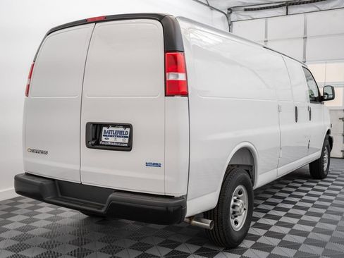 New 2026 Chevrolet Express 2500 Extended w/ Driver Convenience Package RWD image 7