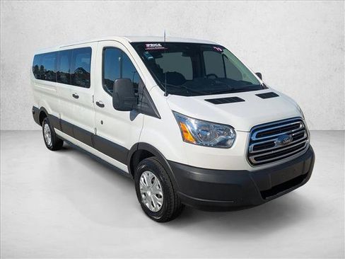 Used 2019 Ford Transit 350 XLT image 3