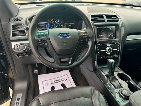 Used 2002 Ford Taurus SES image 5