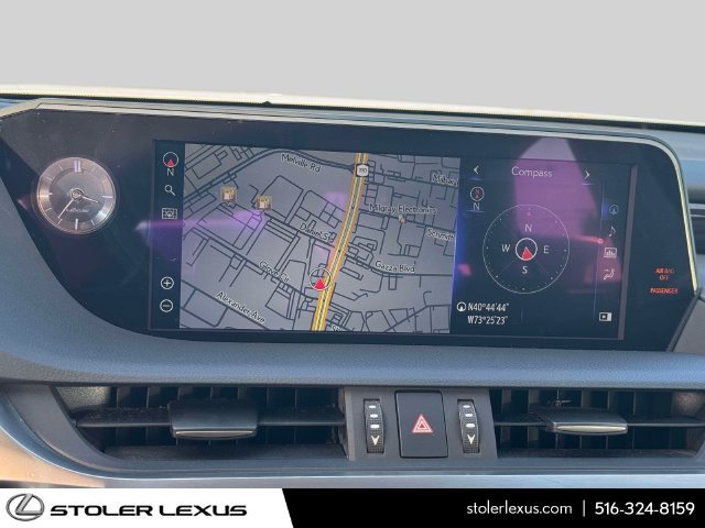 Used 2020 Lexus ES 300h w/ Premium Package FWD image 33