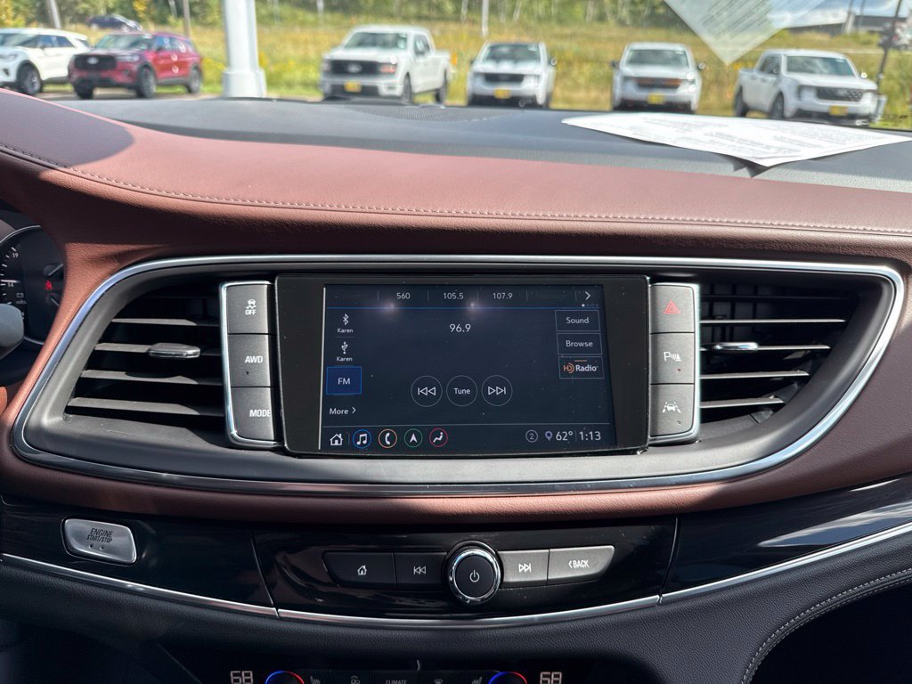 Used 2020 Buick Enclave Avenir w/ Avenir Technology Package AWD/4WD image 22