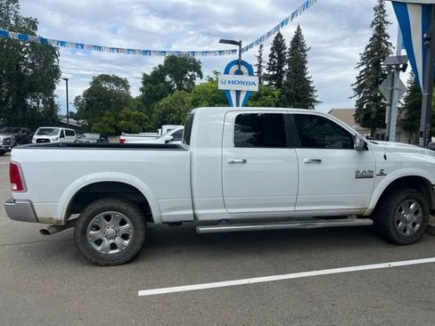 Used 2016 RAM 2500 Laramie w/ Convenience Group image 10