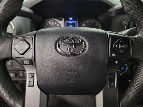 Used 2023 Toyota Tacoma TRD Off-Road w/ Technology Package AWD/4WD image 24