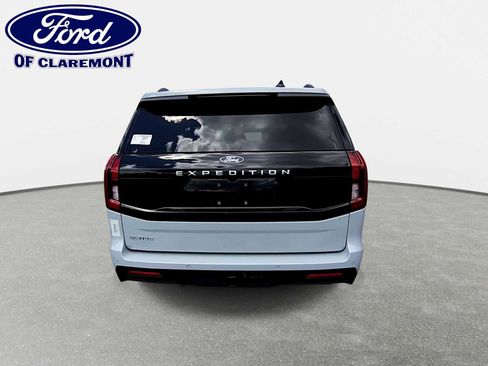 New 2026 Ford Expedition Active AWD/4WD image 7
