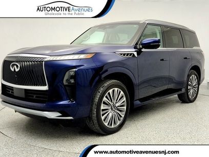 Used 2025 INFINITI QX80 Sensory