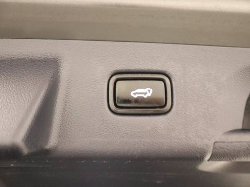 Used 2022 Hyundai Palisade Calligraphy FWD image 19