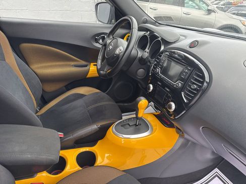 Used 2016 Nissan Juke SV AWD/4WD image 25