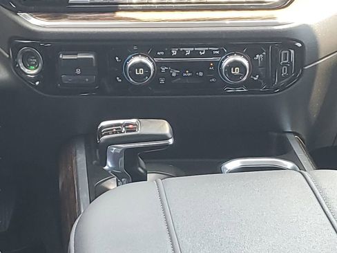 Certified 2023 GMC Sierra 1500 Elevation w/ X31 Off-Road Package AWD/4WD image 15