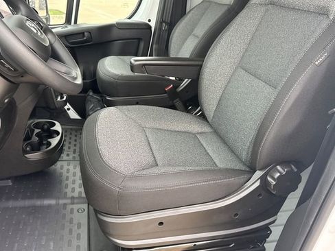 New 2026 RAM ProMaster 2500 w/ Convenience Group FWD image 20