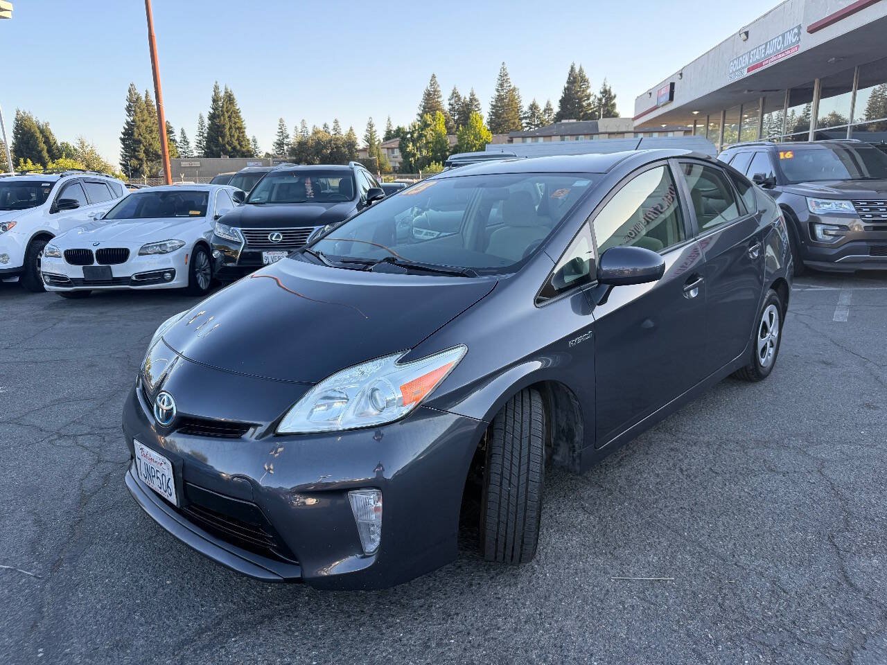 Used 2013 Toyota Prius Two FWD image 4