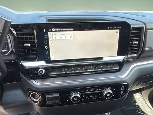 Used 2025 GMC Sierra 1500 SLT RWD image 25