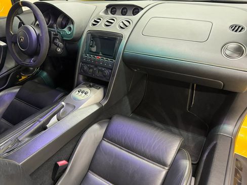 Used 2006 Lamborghini Gallardo SE Coupe 2D image 8