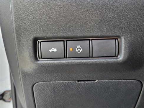 New 2026 Nissan Sentra SR image 25