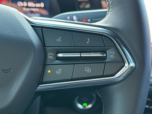 Certified 2025 Chevrolet Suburban High Country image 38