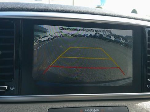 Used 2020 Kia Sportage EX image 14