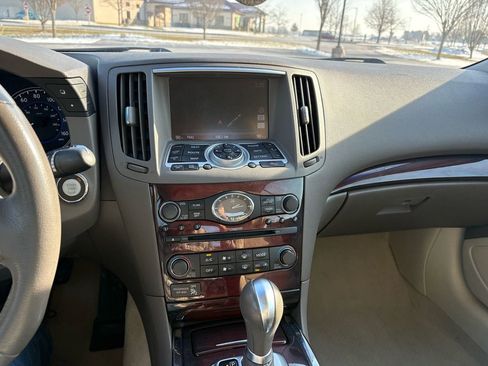 Used 2014 INFINITI Q60 Convertible w/ Premium Package image 27