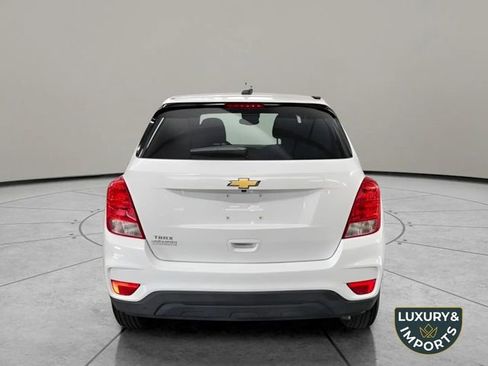 Used 2017 Chevrolet Trax LS w/ Fleet Convenience Package image 6