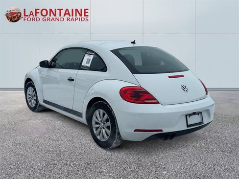 Used 2015 Volkswagen Beetle 1.8T image 5