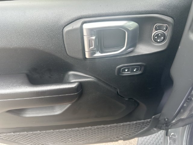 Used 2020 Jeep Wrangler Unlimited Sport AWD/4WD image 15