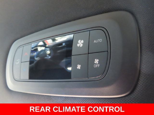 New 2027 Chrysler Pacifica Select AWD/4WD image 27