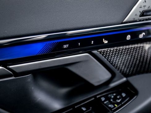 New 2026 BMW M5 Touring image 25