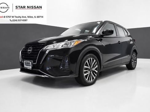 Used 2022 Nissan Kicks SV FWD image 1